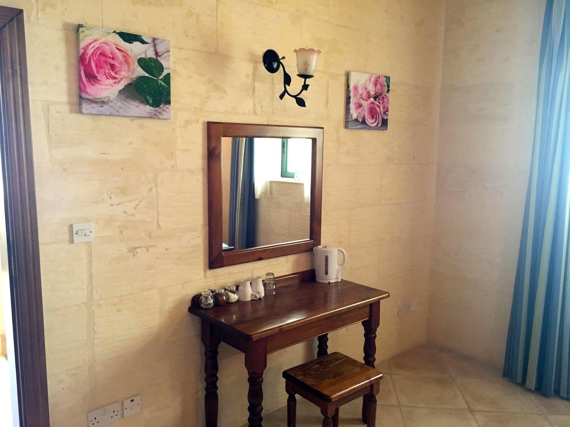 Ellie Boo Bed & Breakfast Victoria Bagian luar foto