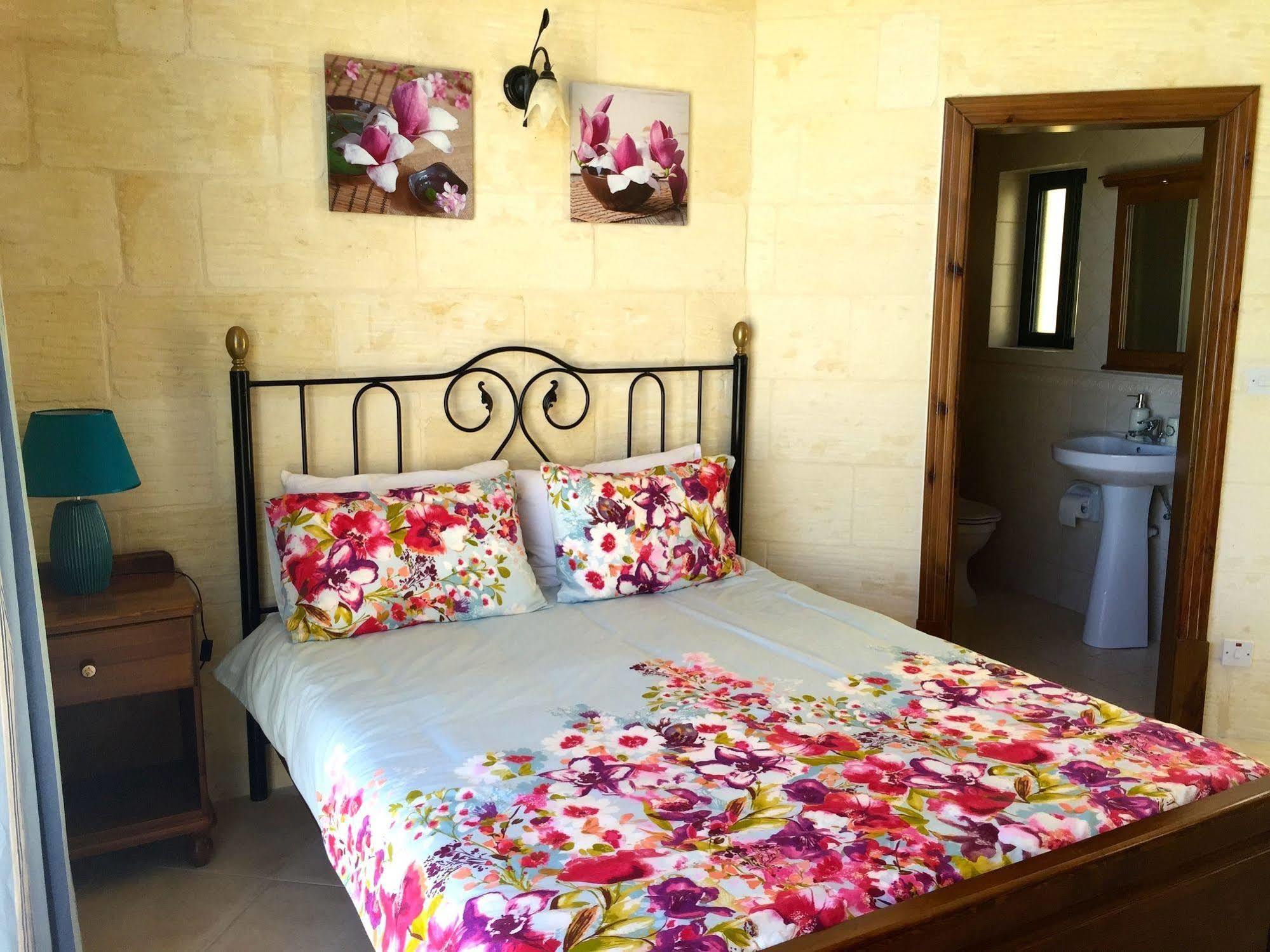 Ellie Boo Bed & Breakfast Victoria Bagian luar foto