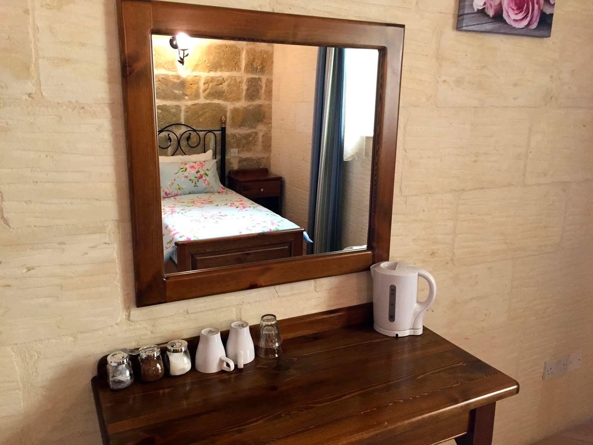 Ellie Boo Bed & Breakfast Victoria Bagian luar foto