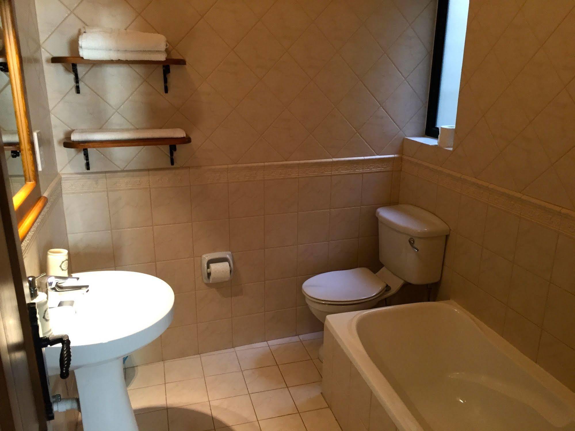 Ellie Boo Bed & Breakfast Victoria Bagian luar foto