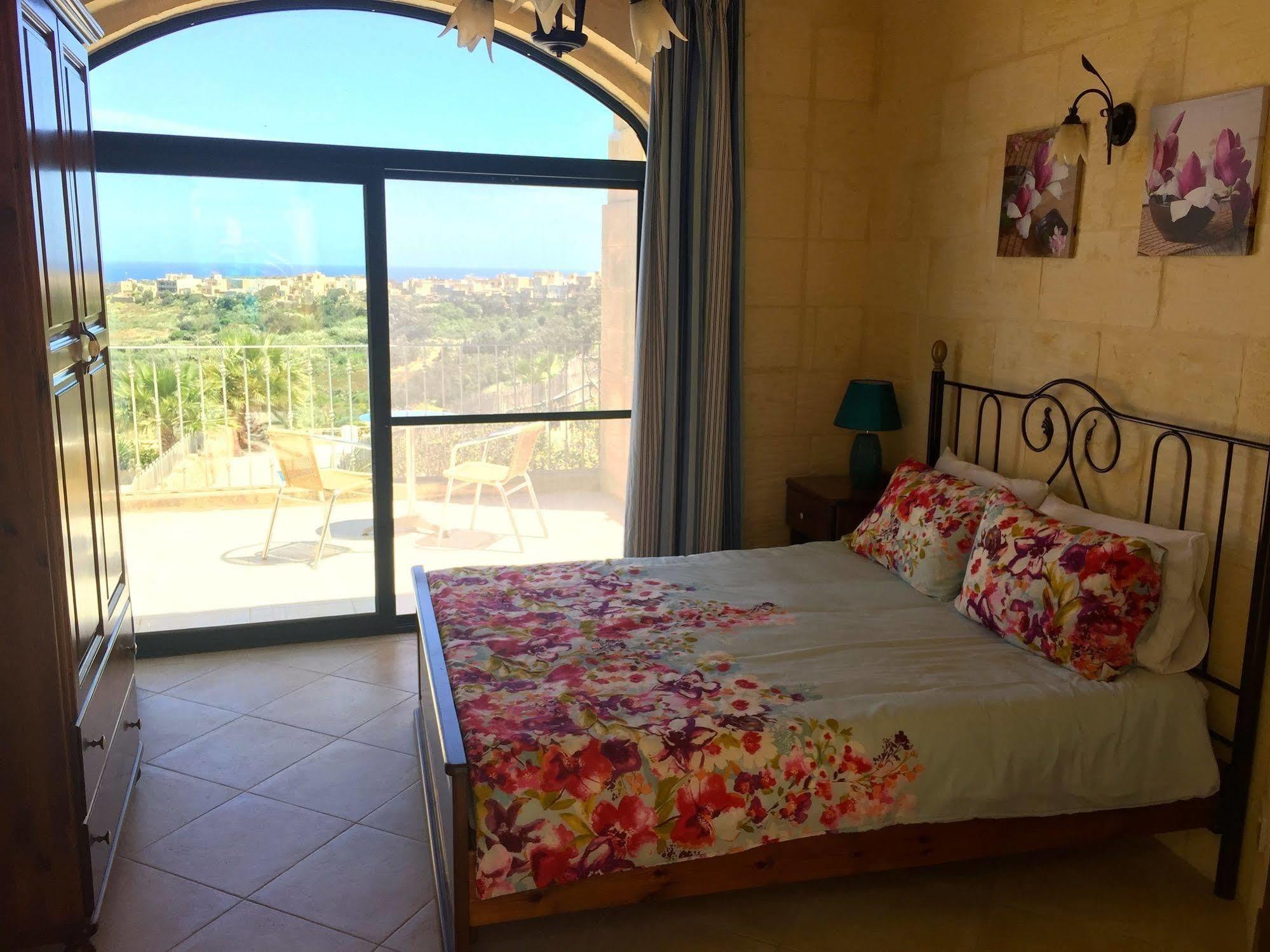 Ellie Boo Bed & Breakfast Victoria Bagian luar foto