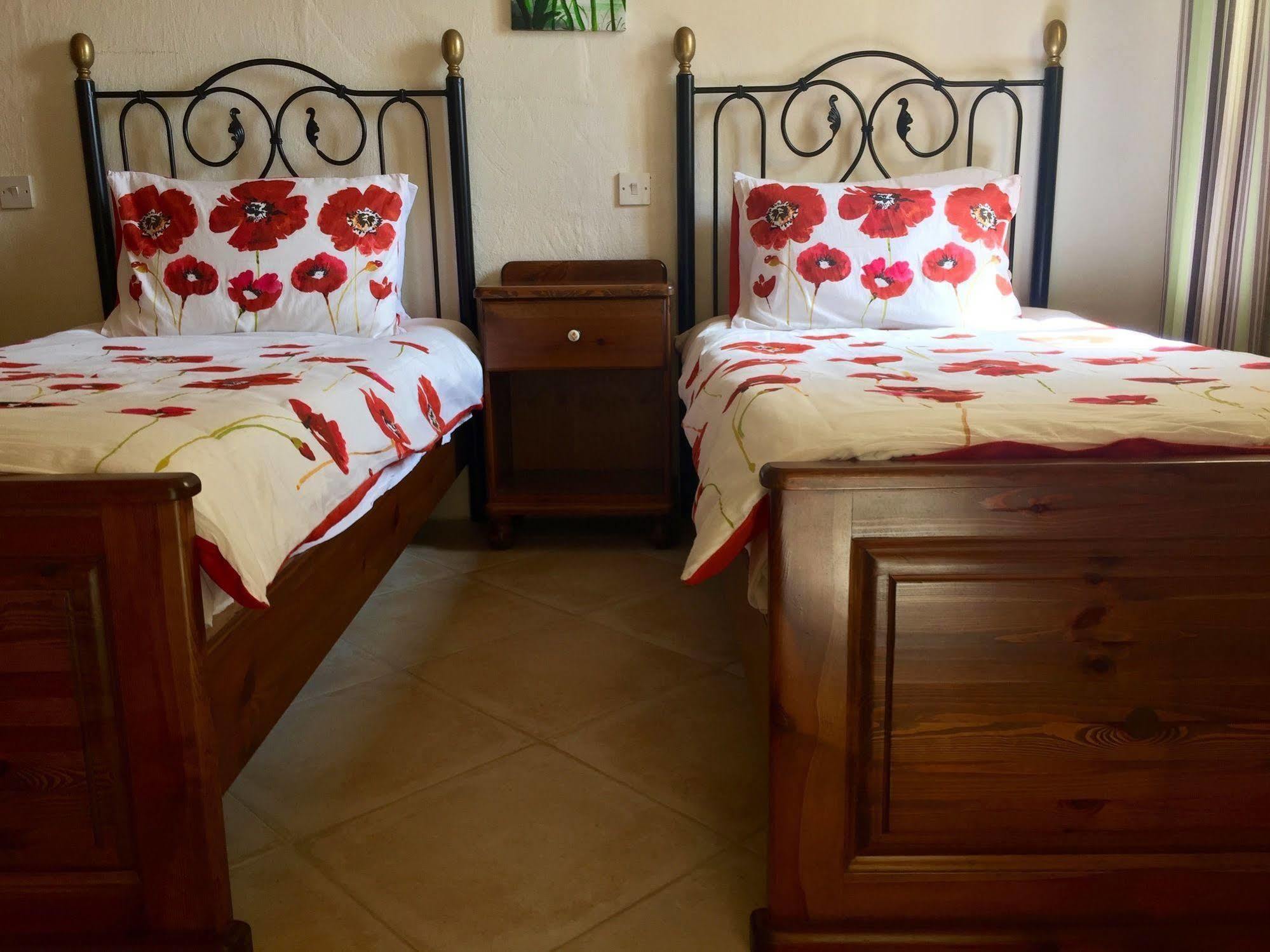 Ellie Boo Bed & Breakfast Victoria Bagian luar foto