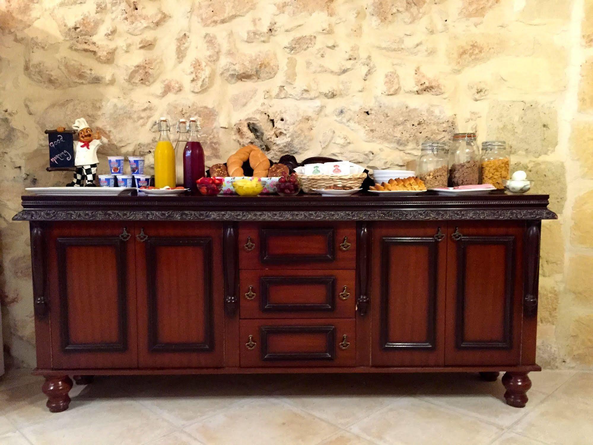Ellie Boo Bed & Breakfast Victoria Bagian luar foto